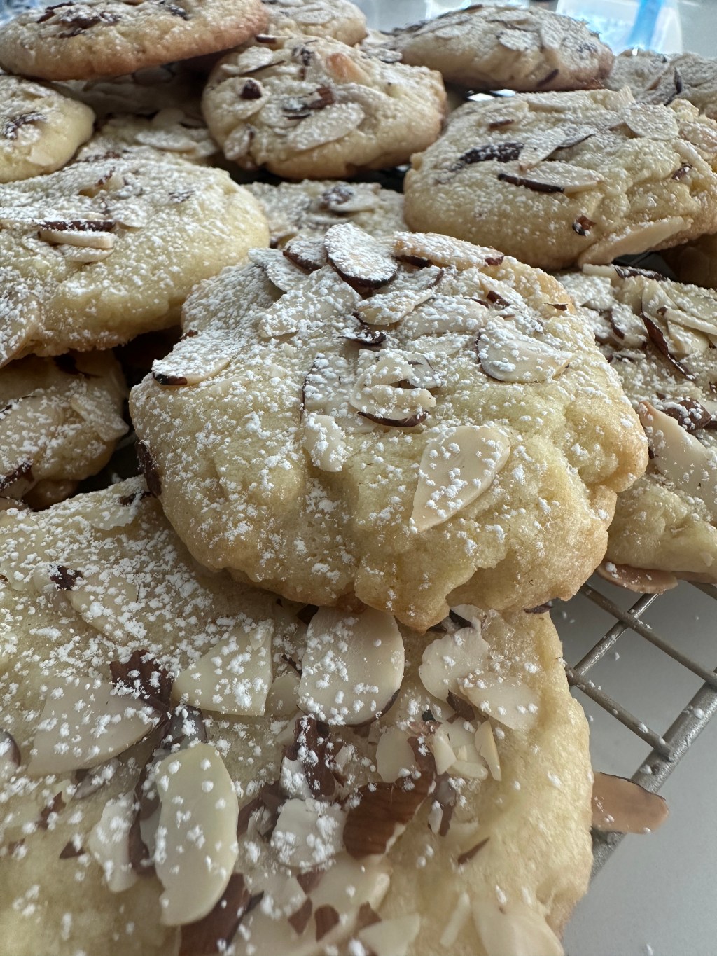 Almond Croissant Cookies